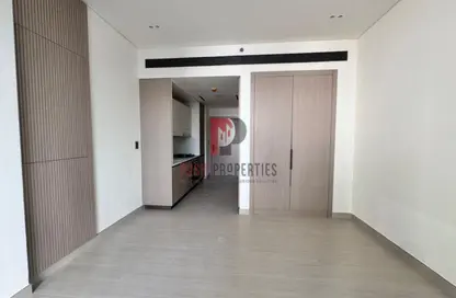 شقة - 1 حمام للايجار في بن غاطي اورورا - الضاحية 12 - قرية جميرا الدائرية - دبي