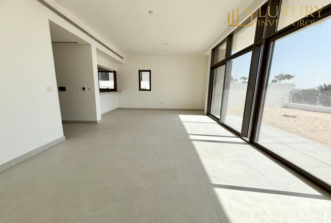 15714718 - صورة العقار 3