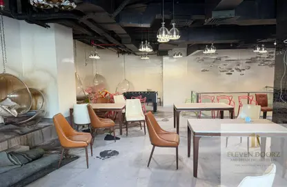 Shop - Studio - 2 Bathrooms for rent in Bay Central 3 - Dubai Marina - Dubai