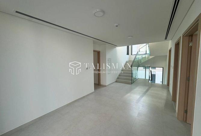 15718131 - صورة العقار 2