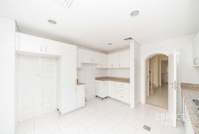 15715703 - Property Image 2