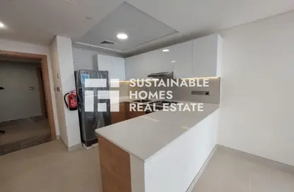 Apartment - 2 Bedrooms - 2 Bathrooms for rent in Radiant Square - City Of Lights - Al Reem Island - Abu Dhabi