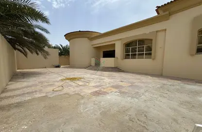 فيلا - 5 غرف نوم - 5 حمامات للايجار في الظاهر 5 - الظاهر - العين