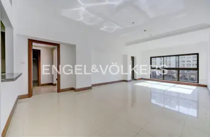 شقة - 2 غرف نوم - 4 حمامات للايجار في الميل الذهبي 5 - الميل الذهبي - نخلة جميرا - دبي