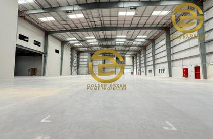 Warehouse - Studio - 4 Bathrooms for rent in Dubai Investment Park 1 (DIP 1) - Dubai Investment Park (DIP) - Dubai Warehouse - Studio - 4 Bathrooms for rent in Dubai Investment Park 1 (DIP 1) - Dubai Investment Park (DIP) - Dubai