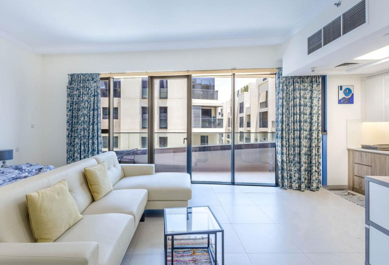 Large Layout | Furnished | Ready To Move In 2
