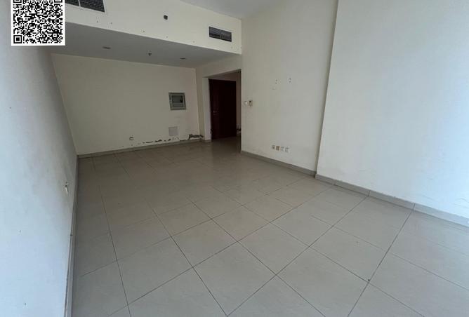 60930745 - Property Image 2