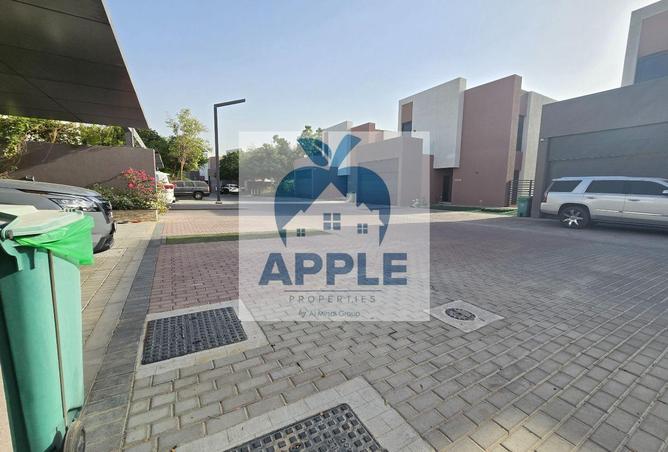 15734941 - صورة العقار 2