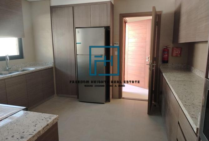 15745219 - صورة العقار 3