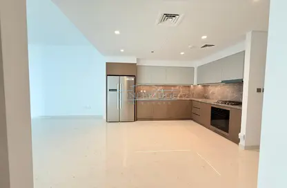 شقة - 2 غرف نوم - 2 حمامات للايجار في برج Beach Isle 1 - بيتش آيل - إعمار بيتشفرونت - دبي هاربور - دبي