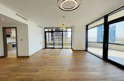 Apartment - 3 Bedrooms - 4 Bathrooms for rent in The Waves Residences - Mankhool - Bur Dubai - Dubai