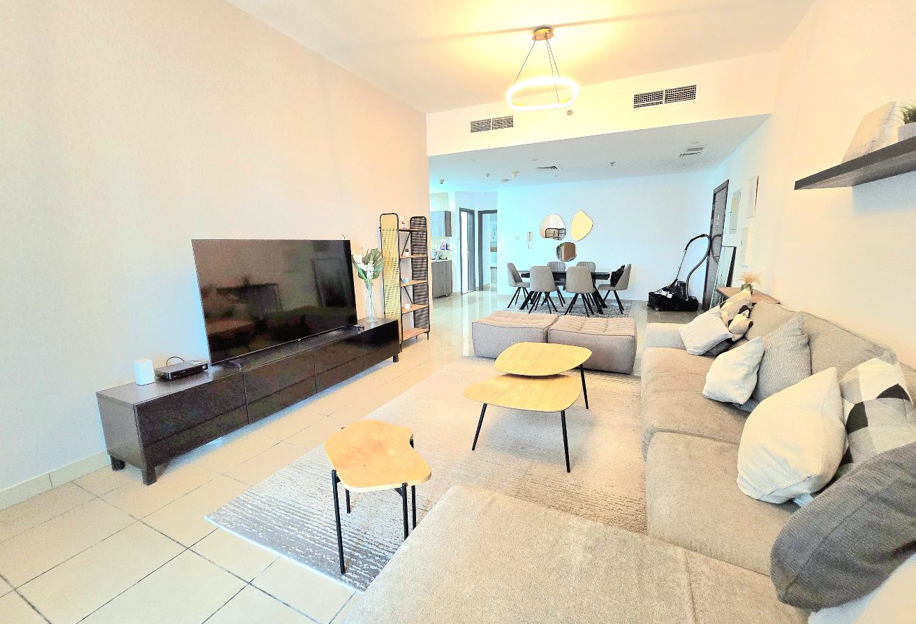 Furnished | Well Maintained | Flexible Cheques