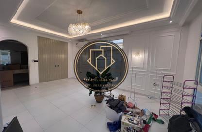 Villa - 5 - 7 for sale in Al Mowaihat 2 - Al Mowaihat - Ajman