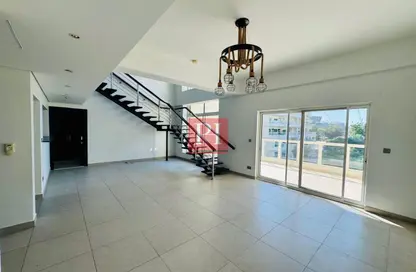 Apartment - 3 Bedrooms - 5 Bathrooms for rent in West Cluster - Jumeirah Heights - Jumeirah Islands - Dubai