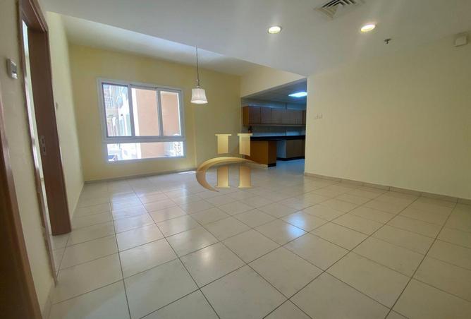 81119179 - Property Image 3