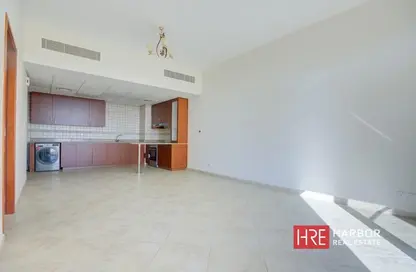 شقة - غرفة نوم - 2 حمامات للايجار في 1 ردهة وستن - ردهة وستن - موتور سيتي - دبي