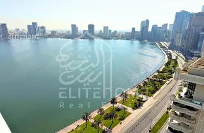 شقة - 2 غرف نوم - 4 حمامات للبيع في برج الدانا - المجاز 3 - المجاز - الشارقة