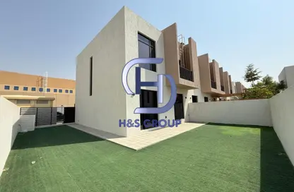 Townhouse - 3 Bedrooms - 4 Bathrooms for rent in Nasma Residence - Al Tai - Sharjah