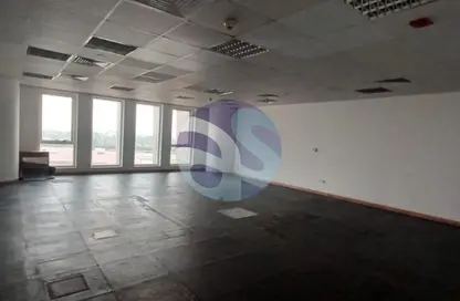 مكتب - غرفة نوم للايجار في برج تشرشل للأعمال - أبراج تشرشل - الخليج التجاري - دبي