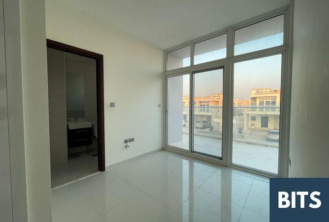 15792600 - صورة العقار 2