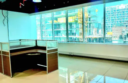 مكتب - 3 غرف نوم - 2 حمامات للايجار في كابيتال جولدن تاور - الخليج التجاري - دبي