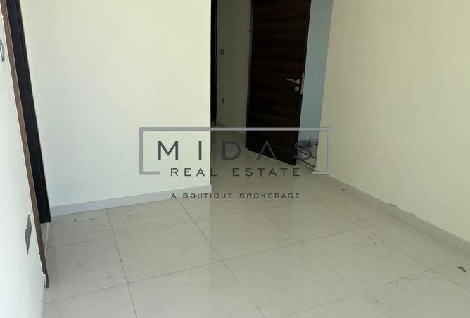 15853648 - صورة العقار 3