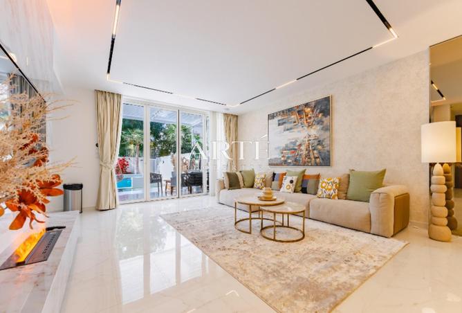 15794300 - Property Image 3