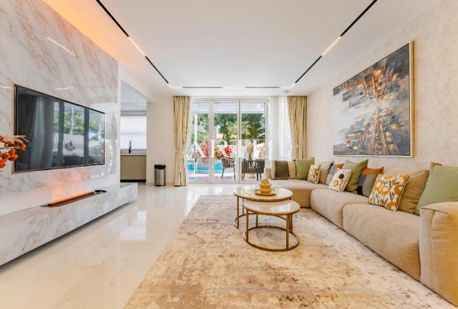 15794300 - Property Image 2