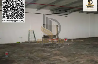 مستودع - استوديو للايجار في الجرف الصناعية - عجمان