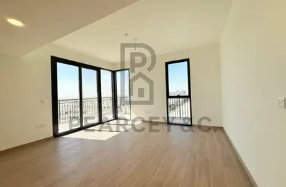 شقة - 2 غرف نوم - 2 حمامات للايجار في هولاند جاردنز - تاون سكوير - دبي