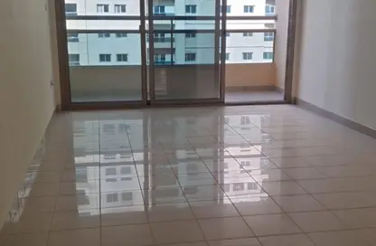Apartment - 1 Bedroom - 1 Bathroom for rent in Queen Tower - Al Qasba - Sharjah