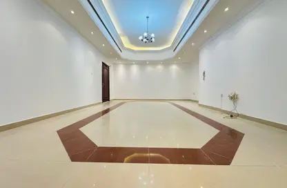 شقة - 4 غرف نوم - 3 حمامات للايجار في فيلات مدينة خليفة آيه - مدينة خليفة أ - مدينة خليفة - أبوظبي