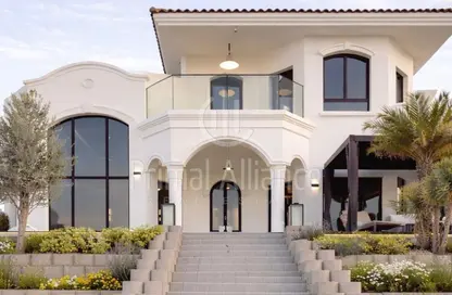 Villa - 4 Bedrooms - 5 Bathrooms for rent in Garden Homes Frond D - Garden Homes - Palm Jumeirah - Dubai