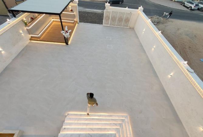 15818192 - صورة العقار 3