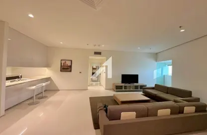 شقة - غرفة نوم - 2 حمامات للايجار في فندق أسكوت بارك - شارع الشيخ زايد - دبي