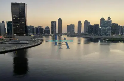 شقة - 2 غرف نوم - 3 حمامات للايجار في بريفه باي داماك (ايه) - داماك مايسون برايف - الخليج التجاري - دبي