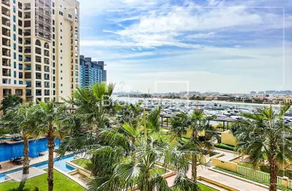 Apartment - 2 Bedrooms - 3 Bathrooms for rent in Marina Residences 2 - Marina Residences - Palm Jumeirah - Dubai