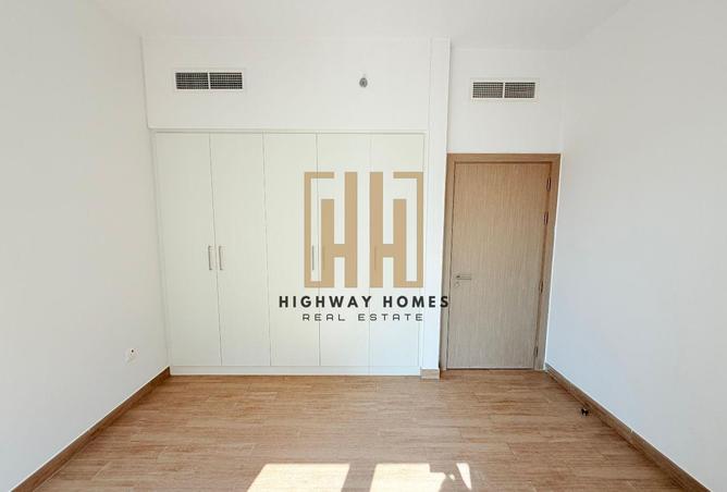 15827345 - صورة العقار 3