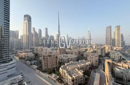 شقة - 2 غرف نوم - 3 حمامات للبيع في أبراج بلفيو - وسط مدينة دبي - دبي