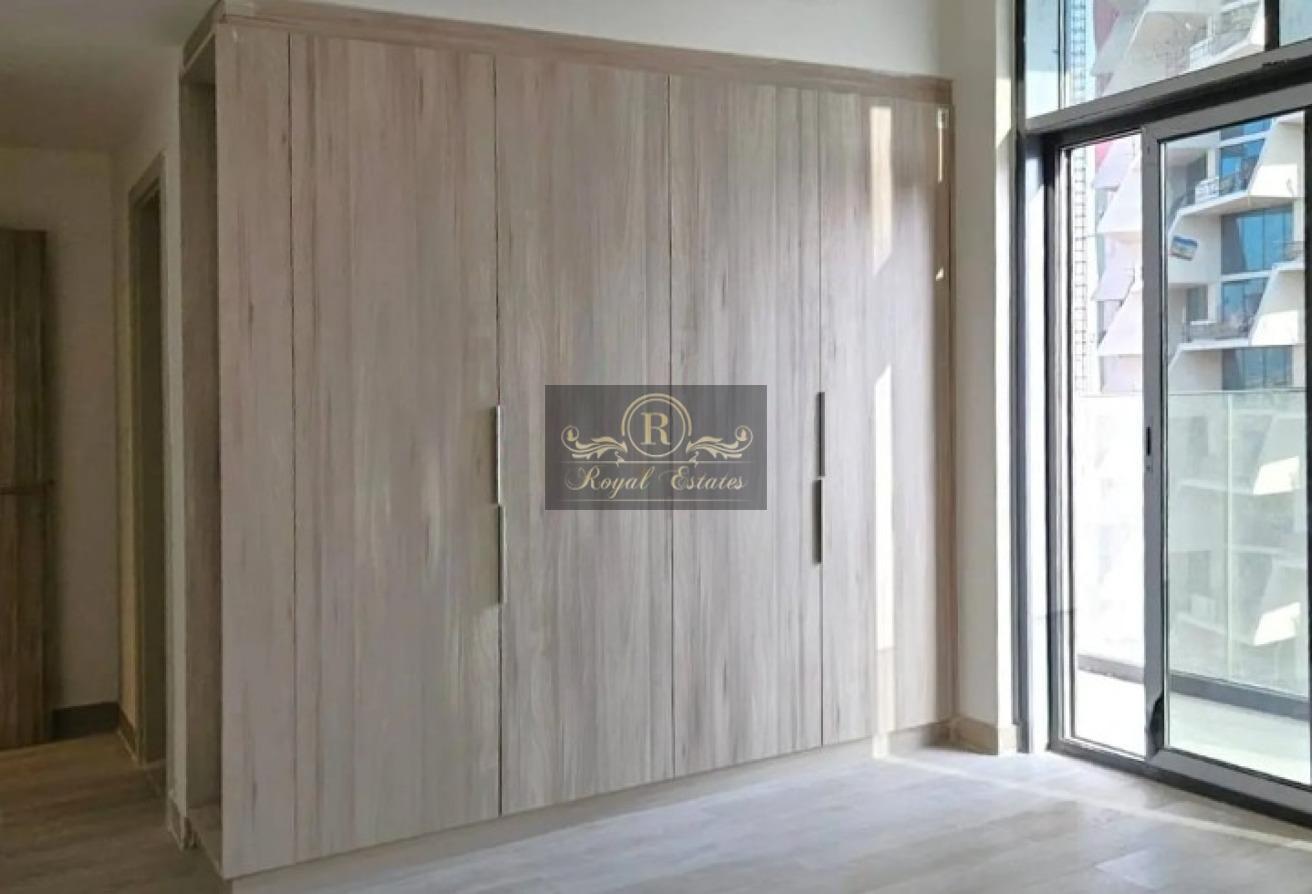 Brand New | Semi Furnished | High Ceilings photo 4