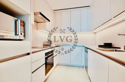 شقة - غرفة نوم - 2 حمامات للايجار في برج بوابه جميرا 1 - العنوان منتجع وسبا جميرا - جميرا بيتش ريزيدنس - دبي شقة - غرفة نوم - 2 حمامات للايجار في برج بوابه جميرا 1 - العنوان منتجع وسبا جميرا - جميرا بيتش ريزيدنس - دبي