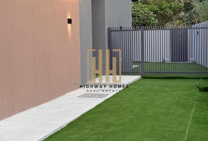 15833342 - صورة العقار 2