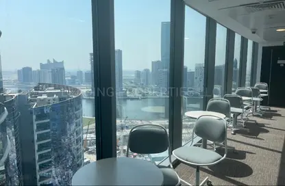 مكتب - غرفة نوم - 3 حمامات للايجار في برج بايناري - الخليج التجاري - دبي