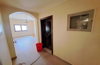 Apartment - 2 Bedrooms - 2 Bathrooms for rent in Al Mraijeb - Al Jimi - Al Ain