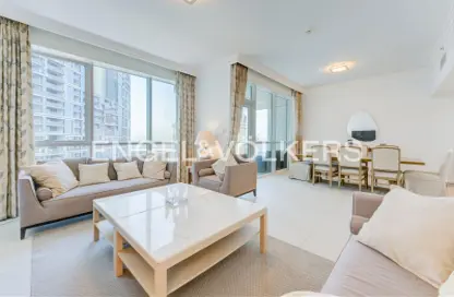 شقة - 2 غرف نوم - 4 حمامات للايجار في برج البطين - جميرا بيتش ريزيدنس - دبي