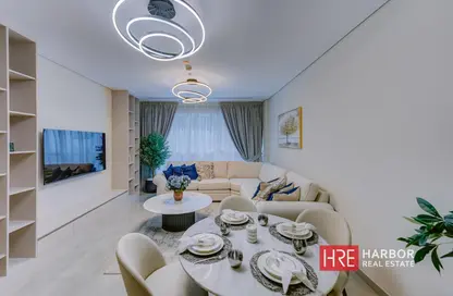 Apartment - 2 Bedrooms - 2 Bathrooms for sale in Rose Gardens 1 - Jumeirah Garden City - Al Satwa - Dubai