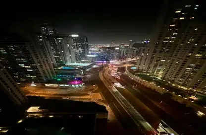 Apartment - 1 Bedroom - 2 Bathrooms for rent in Shemara Tower - Marina Promenade - Dubai Marina - Dubai