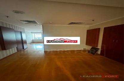 Shop - Studio for rent in Pyramid Centre - Oud Metha - Bur Dubai - Dubai