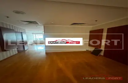 متجر للايجار في مركز الهرم - عود ميثاء - بر دبي - دبي