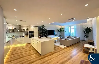 Apartment - 3 Bedrooms - 4 Bathrooms for rent in Sherlock House 2 - Sherlock House - Motor City - Dubai